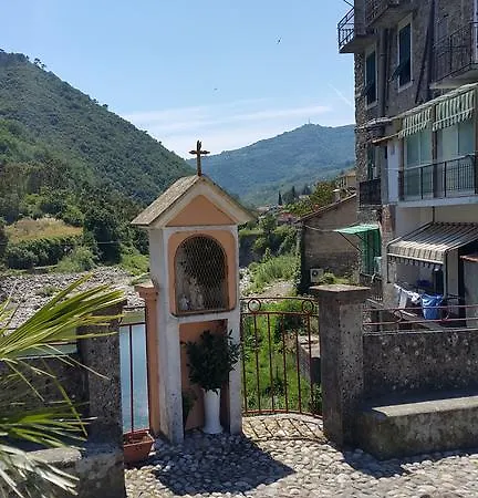 Isolabona Apartment *